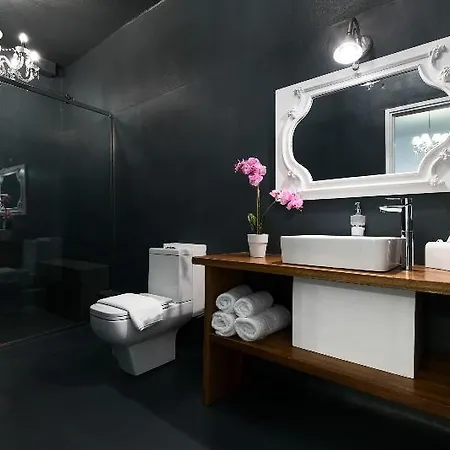 Apartment Riva Suites - Adults Only *