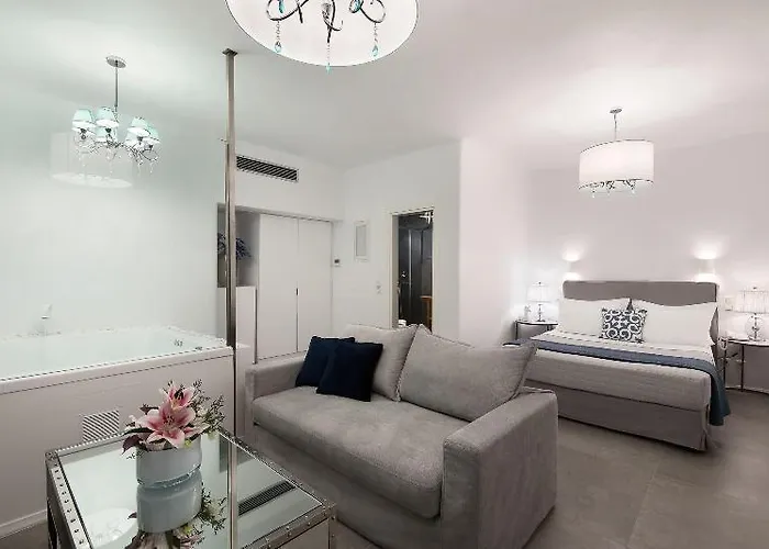 Riva Suites - Adults Only Mykonos Town