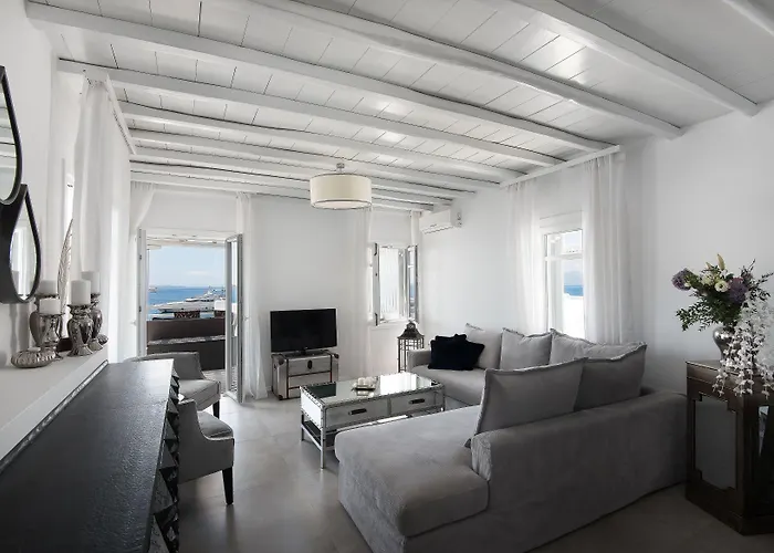 Riva Suites - Adults Only