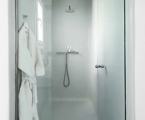 Riva Suites - Adults Only