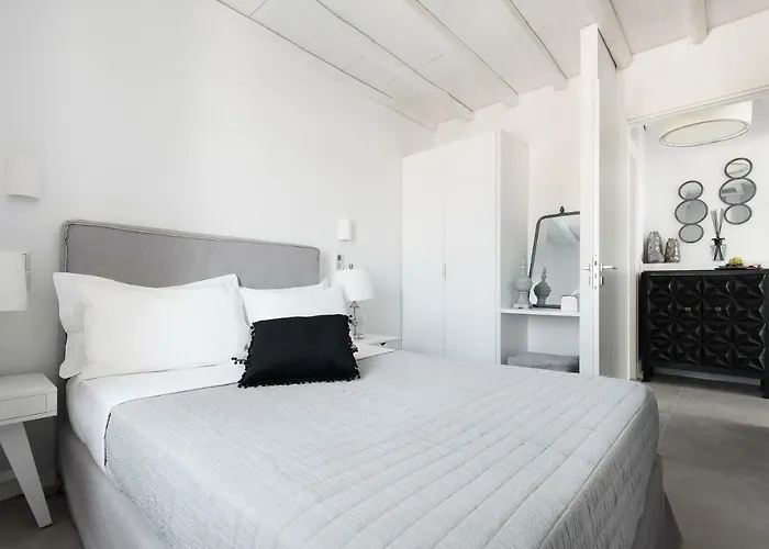 Riva Suites - Adults Only Mykonos Town