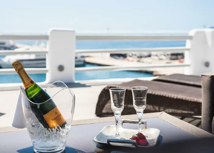 Riva Suites - Adults Only Apartment